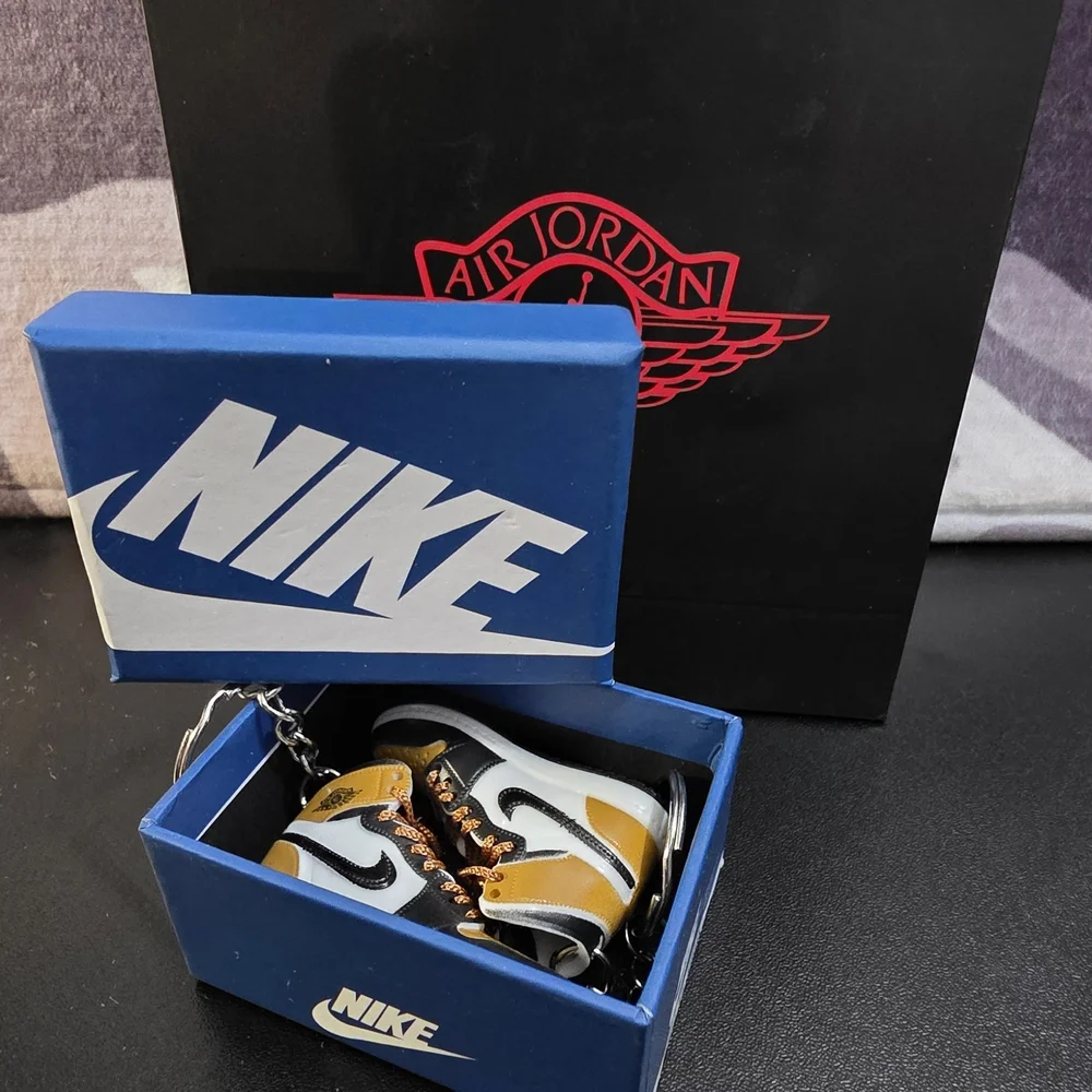 Nike Air Jordan Mini Sneaker Keychain - Yellow, Black, White - Picture 2 of 3